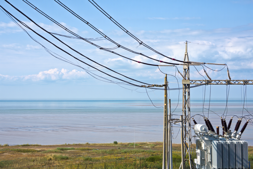 Власти Голопристанского округа объяснили, почему в Чулаковке месяцами нет света 