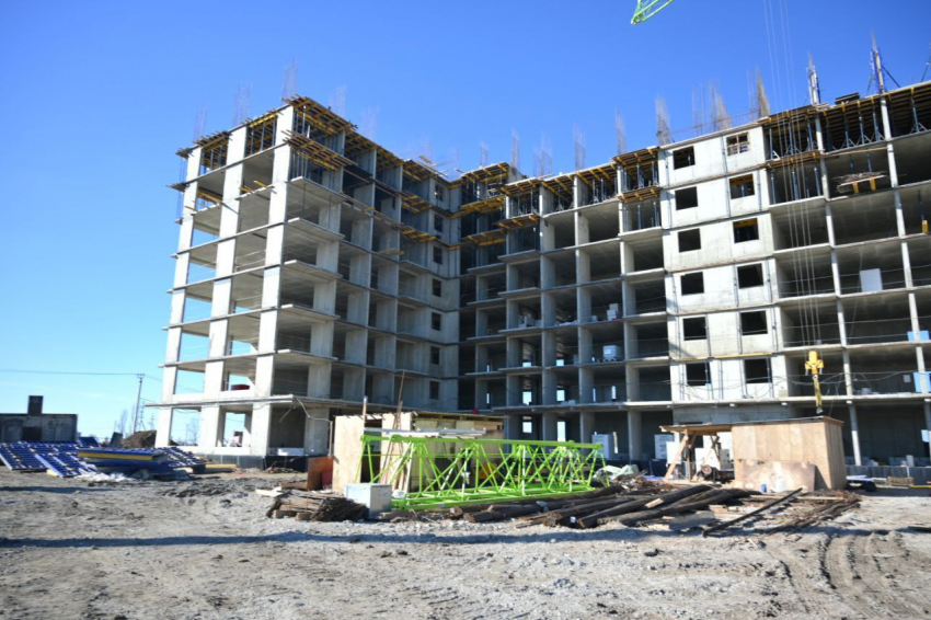 В Скадовске застройщик лишил дольщиков трёхлетней гарантии на исправление дефектов