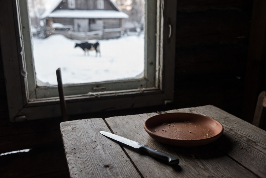 Что нельзя делать 24 февраля, чтоб не потерять деньги: народные приметы на Власьев день