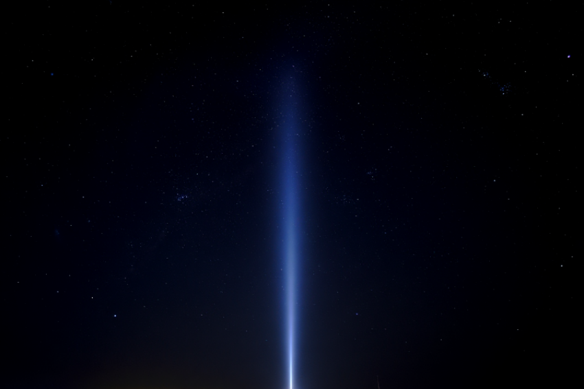 Таинственный голубой луч заметили 26 августа в небе Херсонской области