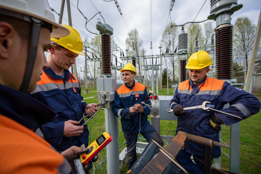После удара ВСУ по энергетике 14 округов Херсонщины остались без света