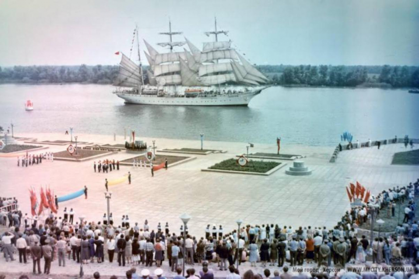 Украинские националисты хотят переименовать Херсон 