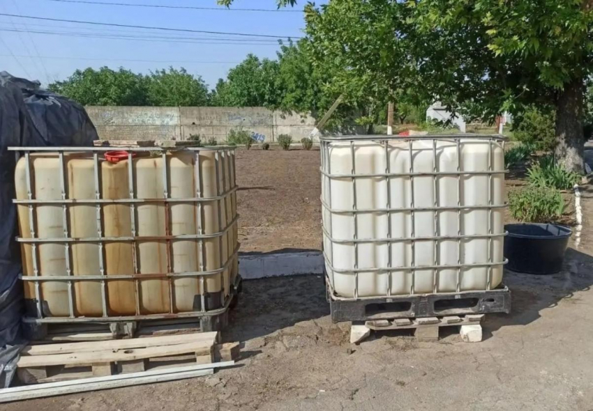 Мирошник: жители села Херсонской области месяц живут без воды