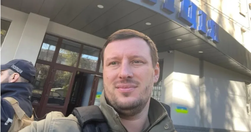 «Он обкурился»: жители Херсона нахамили главе ОВА после слов о десятках подземных больниц и школ