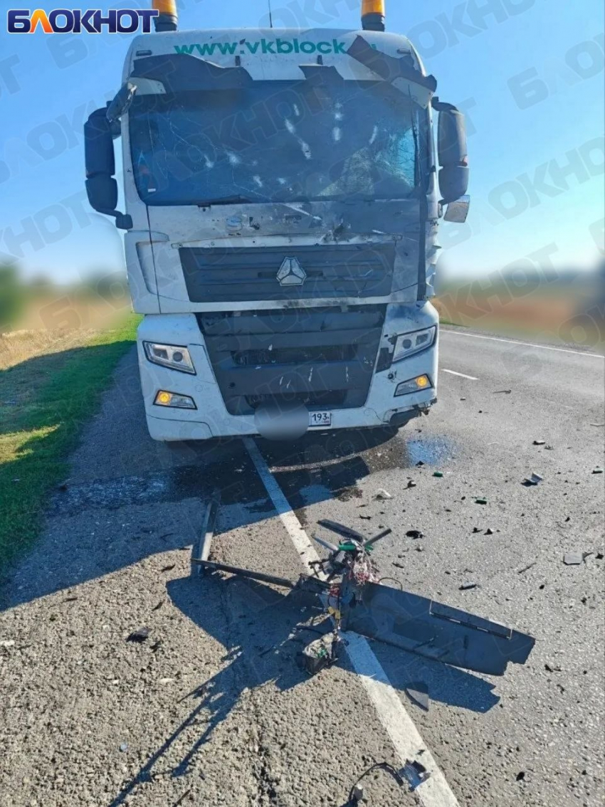 ВСУ ударили по фуре «Хорнетом» на трассе Р-280