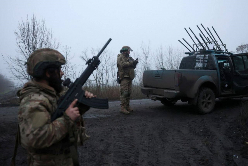 Новости СВО: Днепр покраснел от братской крови, в Херсоне ВСУ идут в бой глухими, «французы» минируют тылы ВС РФ 
