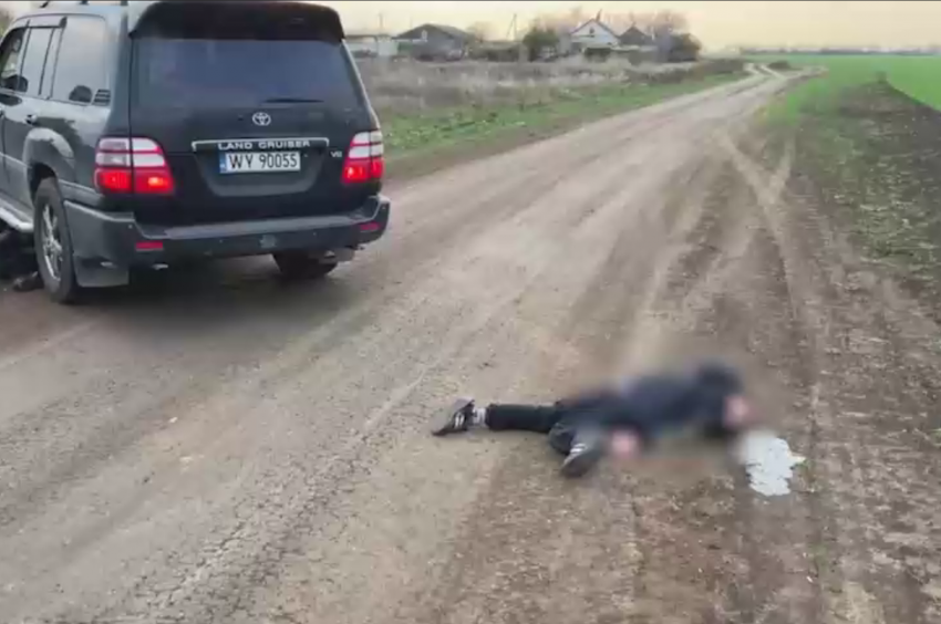 Сотрудники ТЦК переехали велосипедиста с ребёнком в Херсонской области, видео