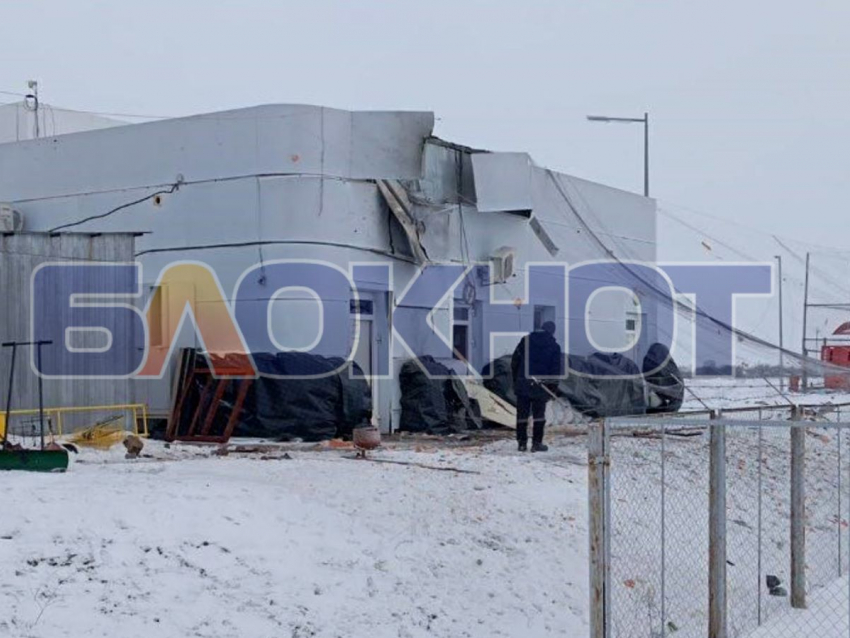 Боевики ВСУ атаковали заправку в Херсонской области, фото