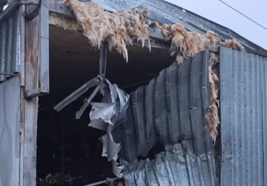 Показали дрон с надписью «Bandera», атаковавший хлебный магазин в Алешках