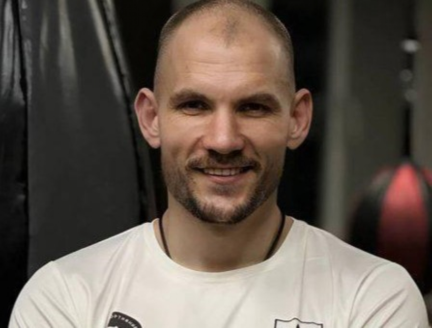 Водителя кортежа Анджелины Джоли, задержанного по пути в Херсон, выпустили из ТЦК