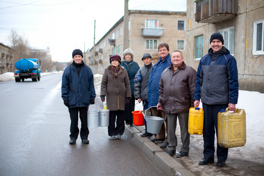 В Скадовске после жалоб жителей власти организовали подвоз воды