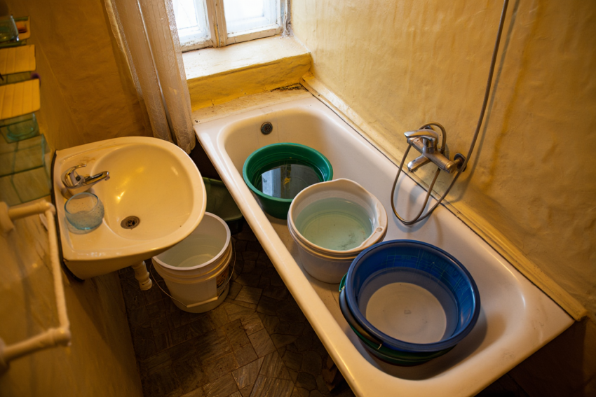 В Скадовске жители просят власти срочно организовать подвоз воды