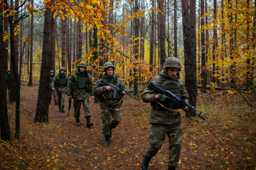 Новости СВО: открыт Киевский фронт, Запад испугался нового наступления ВС РФ и 400 убитых ВСУшников под Херсоном