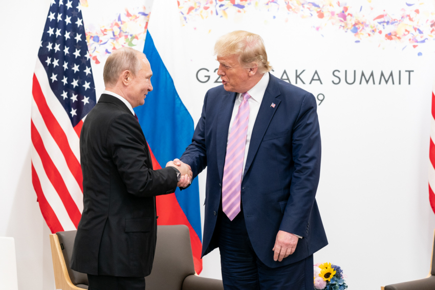 Новости СВО: НАТО прогнулось под Путина, прорыв ВС РФ в Херсон и тысячи пострадавших от налёта БПЛА