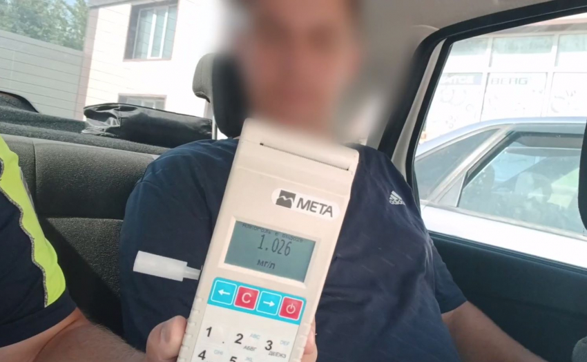 В Херсонской области полиция поймала пьяного водителя