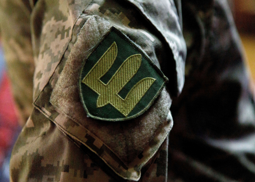 Боевики ВСУ грабят жителей Херсона, чтобы укрепить блиндажи