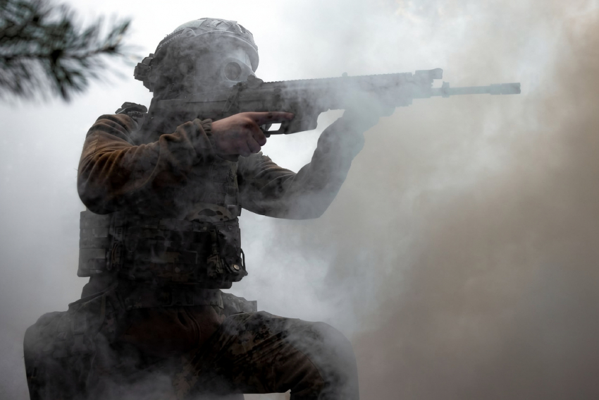 Новости СВО: РФ не победит в войне БПЛА, Зеленский утратил контроль над ВСУ, бои за главный остров Херсона