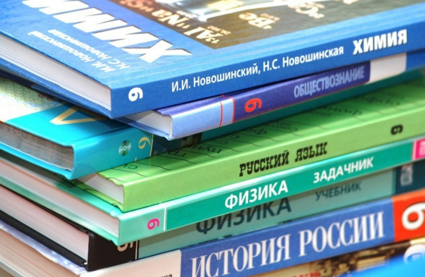 Школы Херсонской области получили более 40 тысяч новых учебников