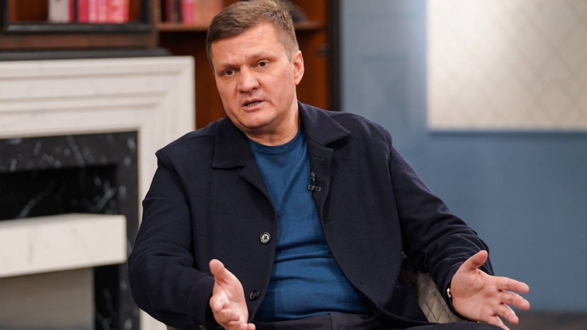 Херсонский депутат Хлань: пункты пропуска будут открыты через линию фронта