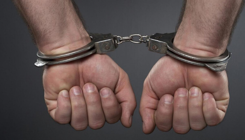 В Херсоне боевик ВСУ попытался ограбить магазин