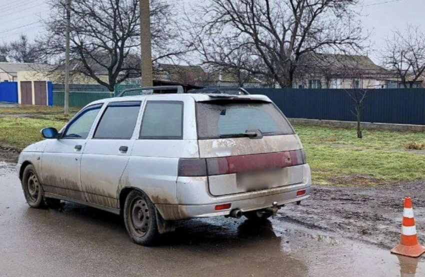 В Херсонской области автомобиль сбил 12-летнюю девочку 