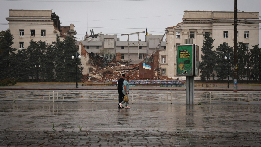 Компенсации Киева за утрачённое жильё усилили разговоры об отходе ВСУ из Херсона