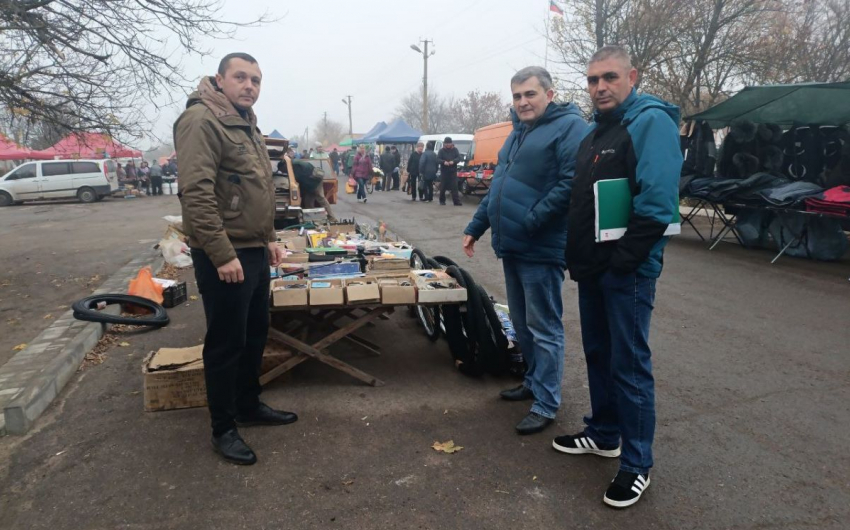 В Херсонской области чиновники выявили нарушения на рынке выходного дня
